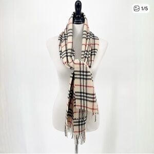 Burberry 100% Cashmere Classic Nova Check Long Fringe Scarf in Stone